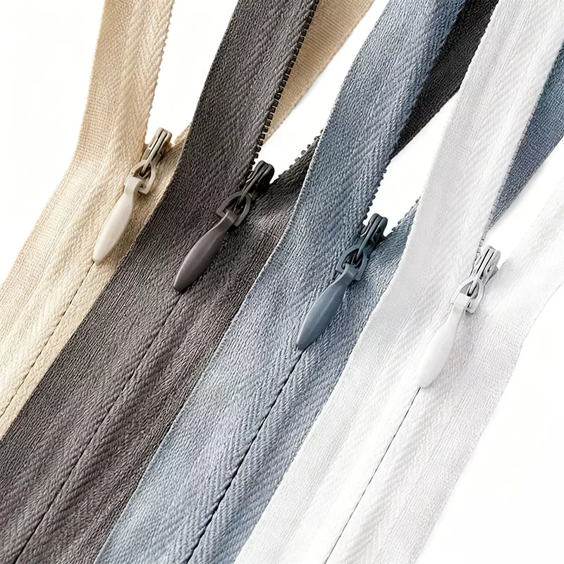 Láthatatlan robbanásbiztos cipzár (normál szalag)