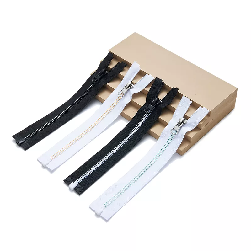 Újrahasznosított műanyag cipzár